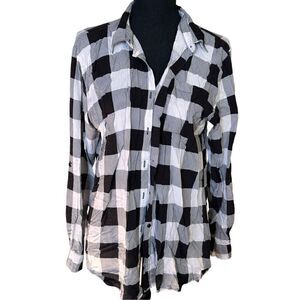 Passport Black & White Plaid  Long Sleeve Knit Shirt Sz XL
